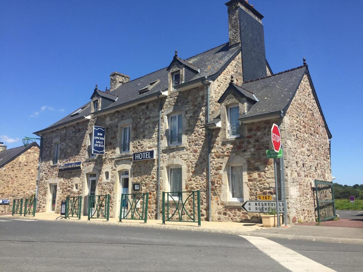 Auberge Vallee De La Douve L'Etang-Bertrand Exterior foto